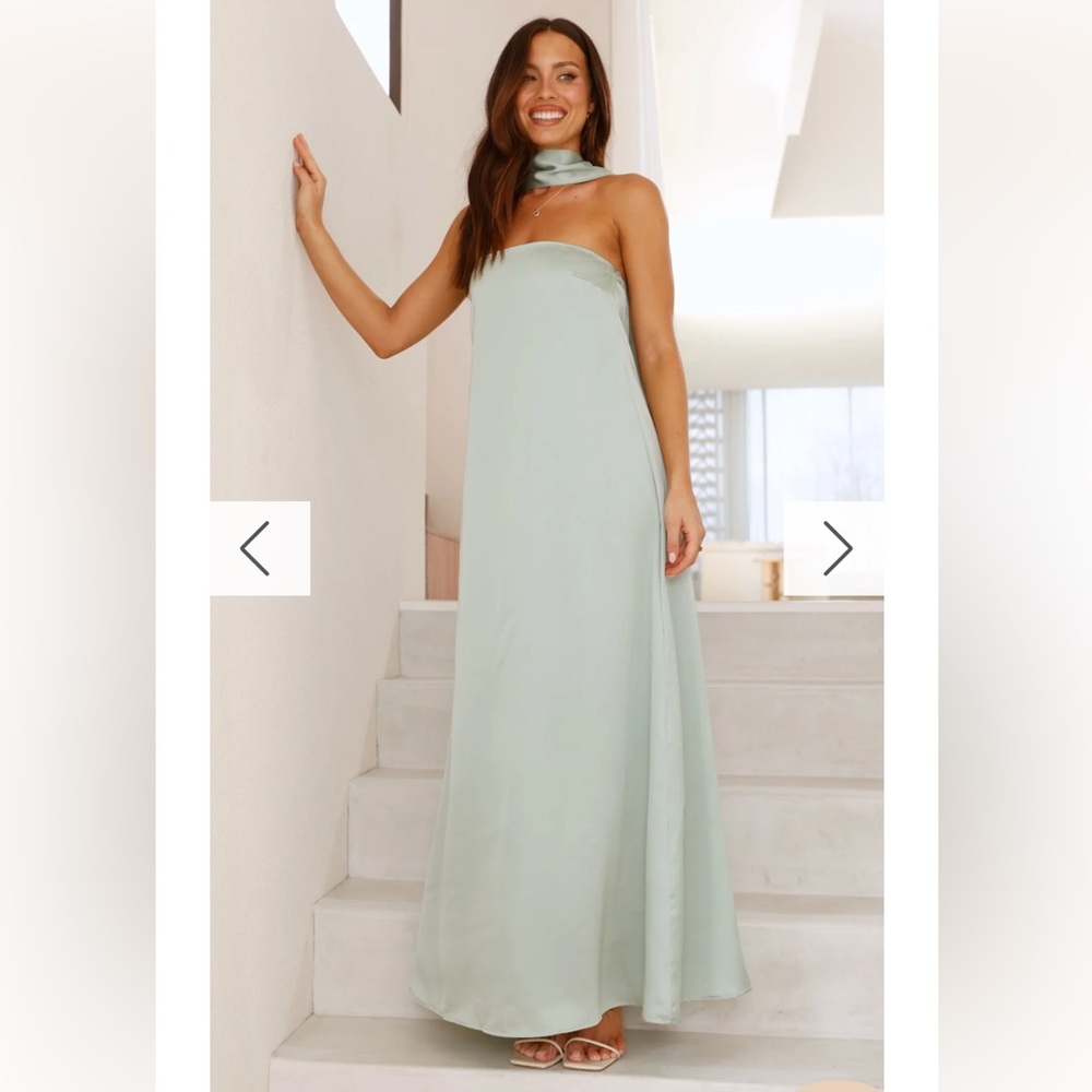 NWT Sage Green “Caitie” Prom Formal Dress with Scarf from Billy J